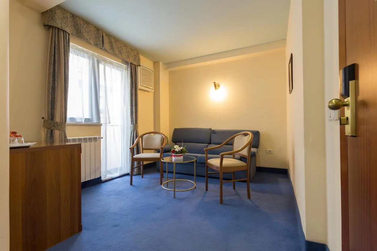 ***  Hotel Opera By Zeus International Bucureşti România